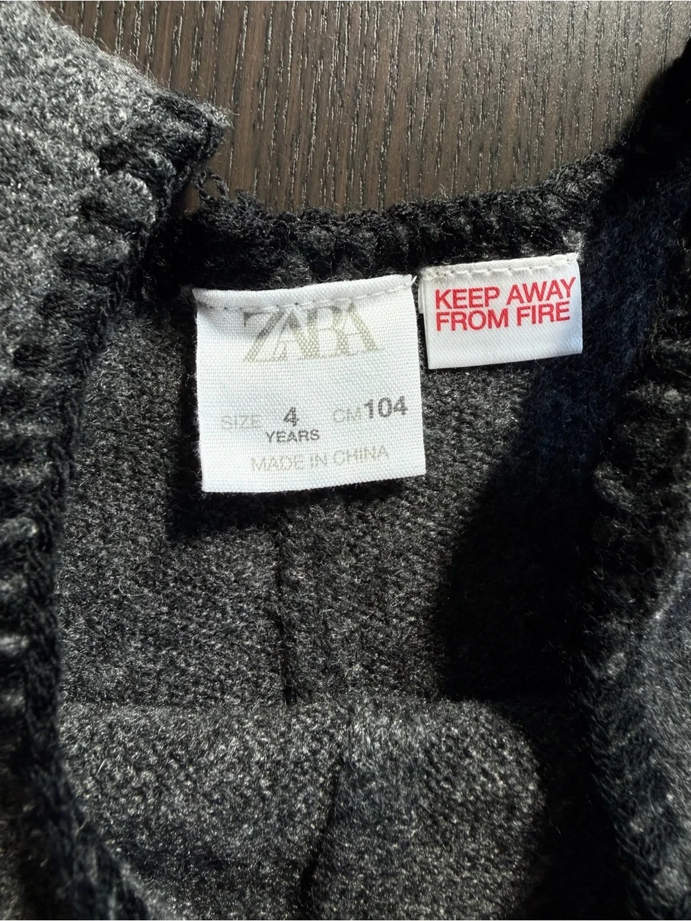 Zara sleeveless knit